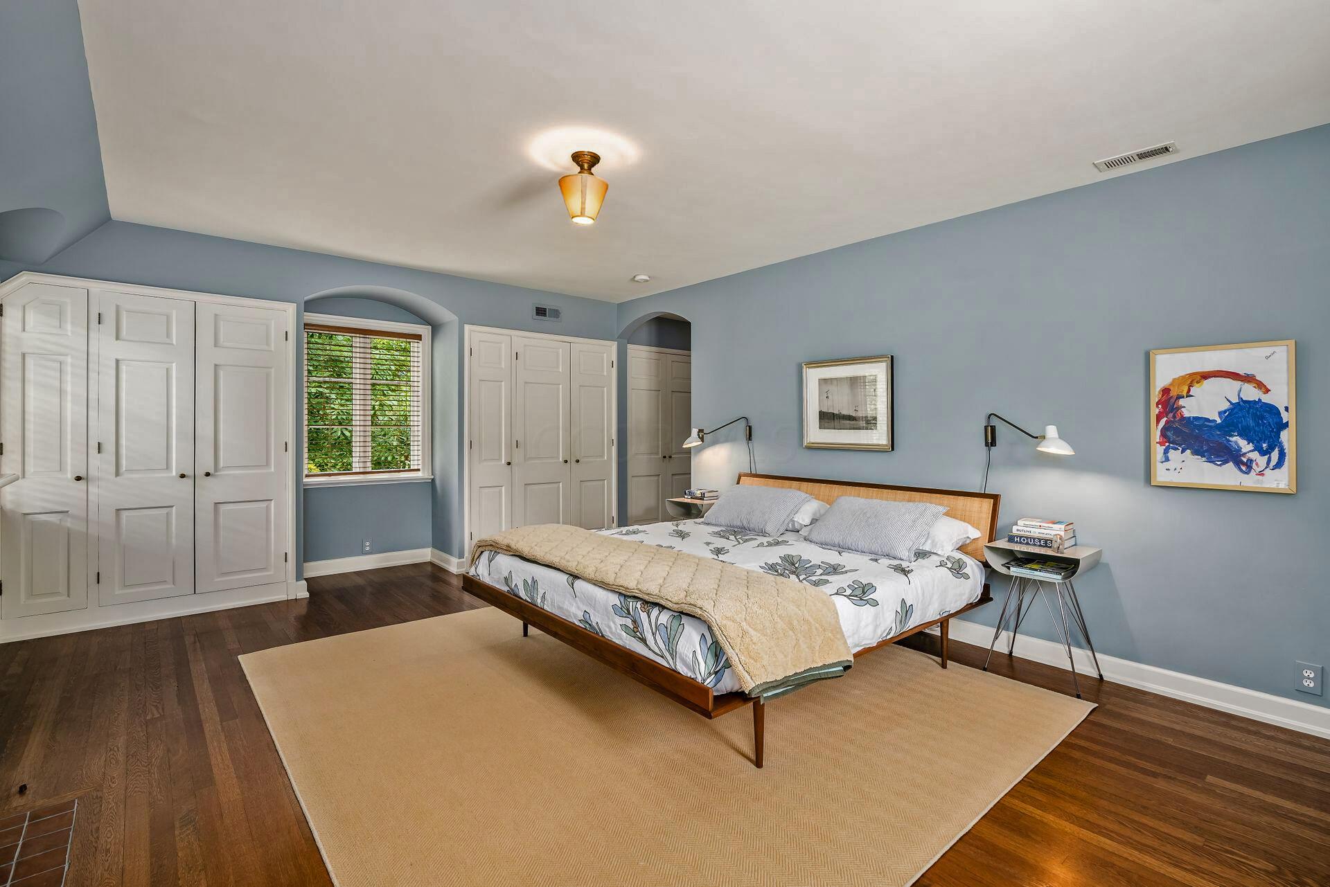 180 Ashbourne Road Columbus, OH 43209 - Photo 25 of 62 Primary Suite