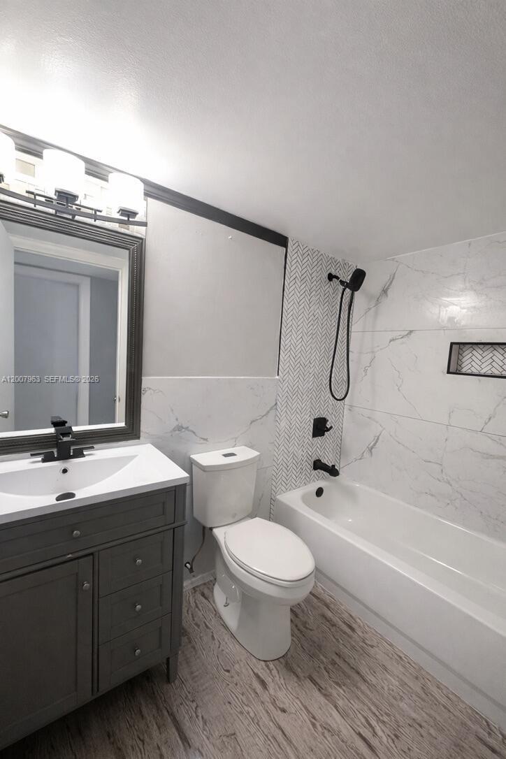 13870 Southwest 62nd Street, Unit 208 Miami, FL 33183 - Photo 13 of 18