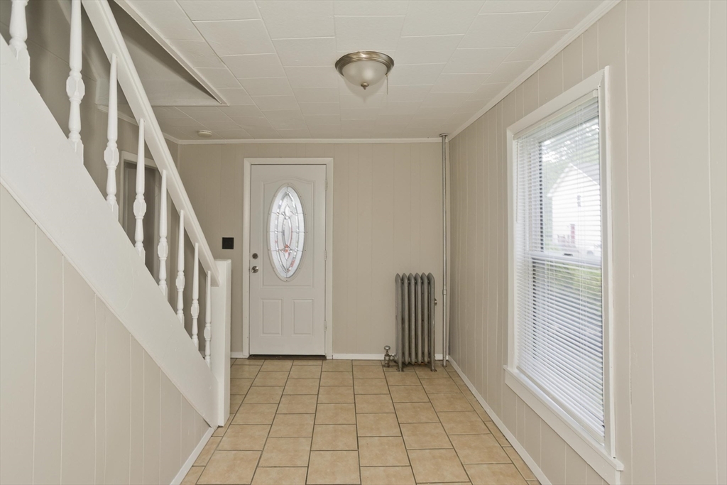 45 Orchard Street Springfield, MA 01107 - Photo 17 of 29