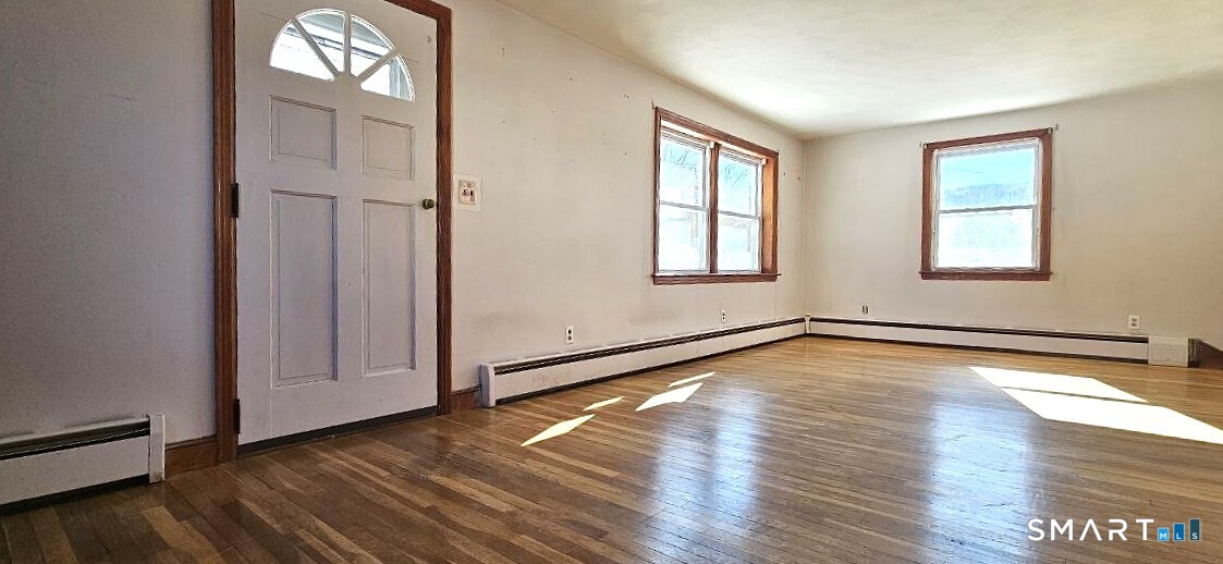 44 Old Waterbury Road Plymouth, CT 06786 - Photo 13 of 38