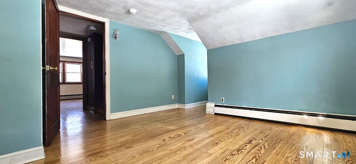 44 Old Waterbury Road Plymouth, CT 06786 - Photo 22 of 38