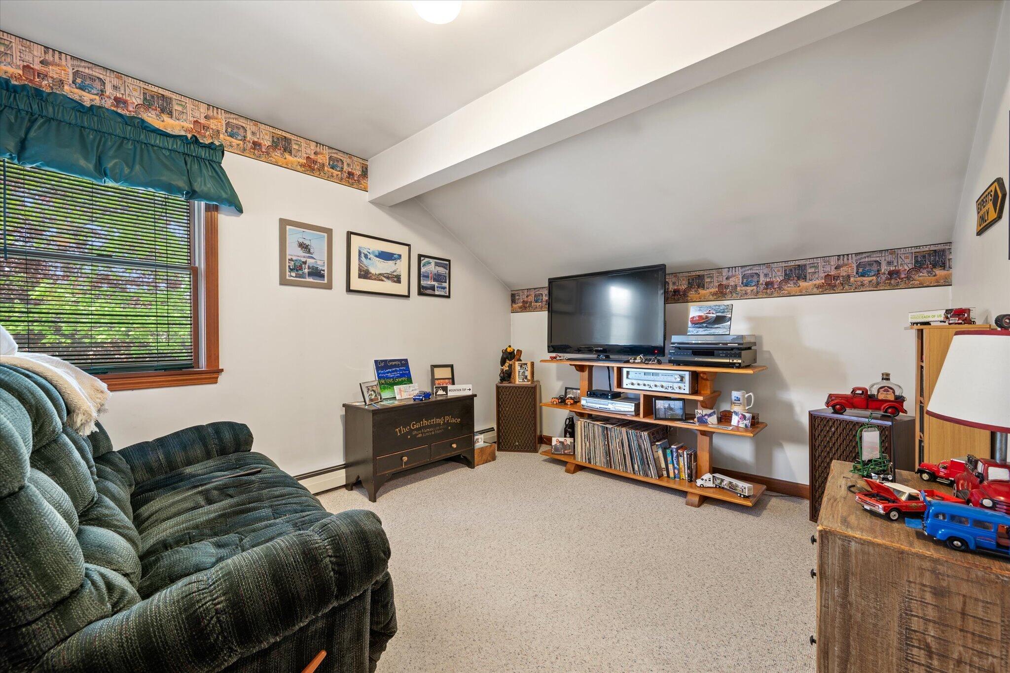 282 Bar Harbor Road Trenton, ME 04605 - Photo 26 of 56 35-Den