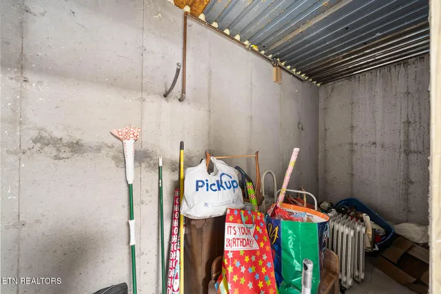 $479,900 | 273 Washington Street, Crossville, TN 38572