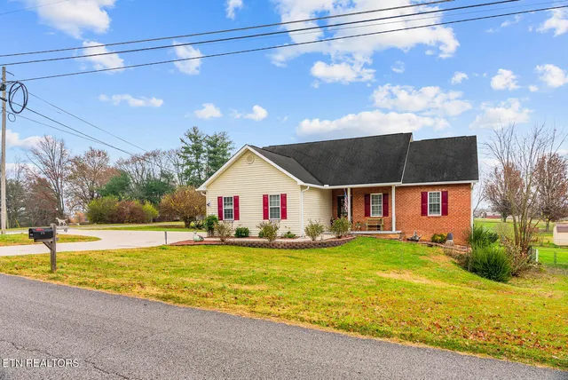 $479,900 | 273 Washington Street, Crossville, TN 38572
