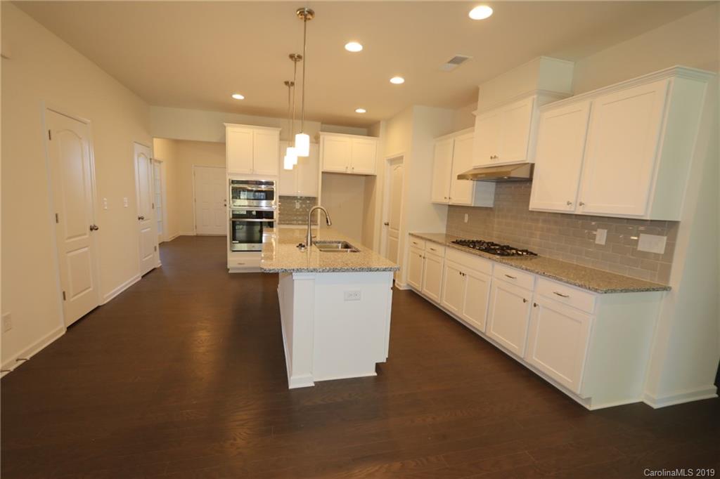 7087 Chrysanthemum Road, Unit 162 Lancaster, SC 29720 - Photo 2 of 14 Gallery Image 2