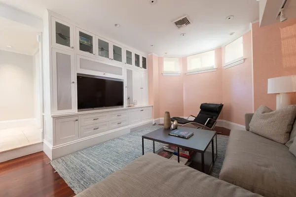 $8,000,000 | 340 Marlborough Street, Boston, MA 02115