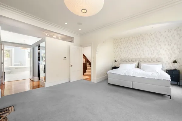 $8,000,000 | 340 Marlborough Street, Boston, MA 02115