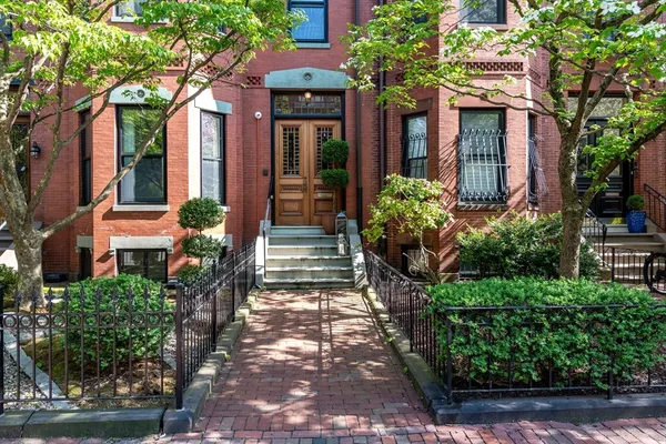 $8,000,000 | 340 Marlborough Street, Boston, MA 02115