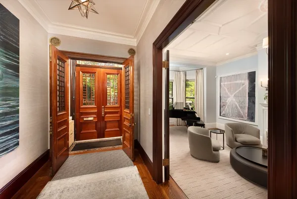 $8,000,000 | 340 Marlborough Street, Boston, MA 02115