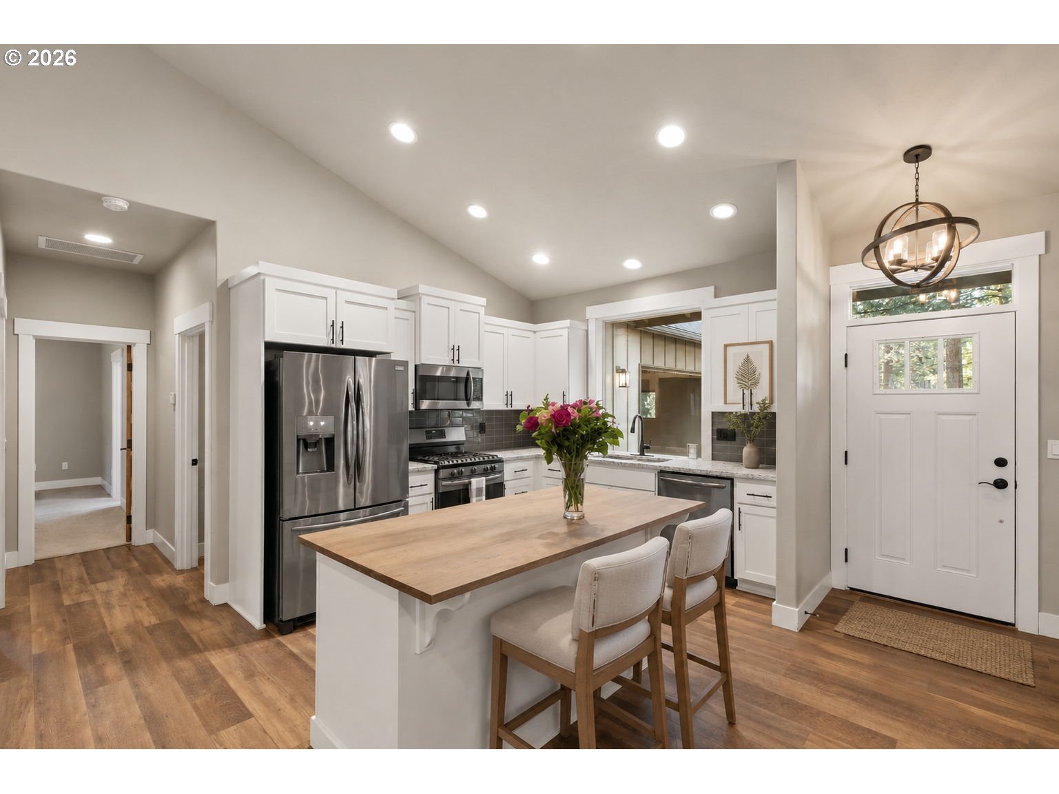 16907 Indio Road Bend, OR 97707 - Photo 8 of 46 Gallery Image 8