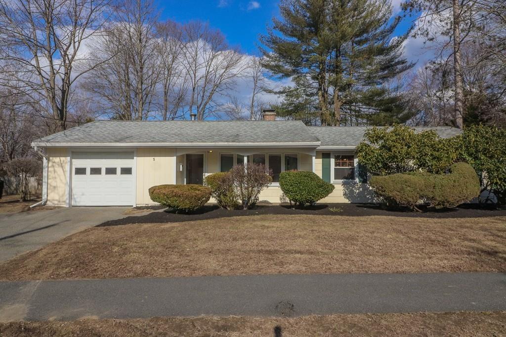5 Wedgemere Road Beverly, MA 01915 - Photo 2 of 40