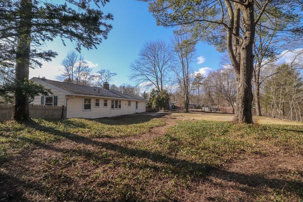 5 Wedgemere Road Beverly, MA 01915 - Photo 33 of 40