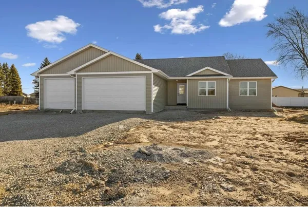 $419,900 | N3938 Deere Drive, Kaukauna, WI 54130