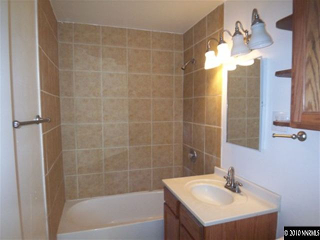 1845 Radcliffe Drive Reno, NV 89502 - Photo 3 of 7 Photo 3