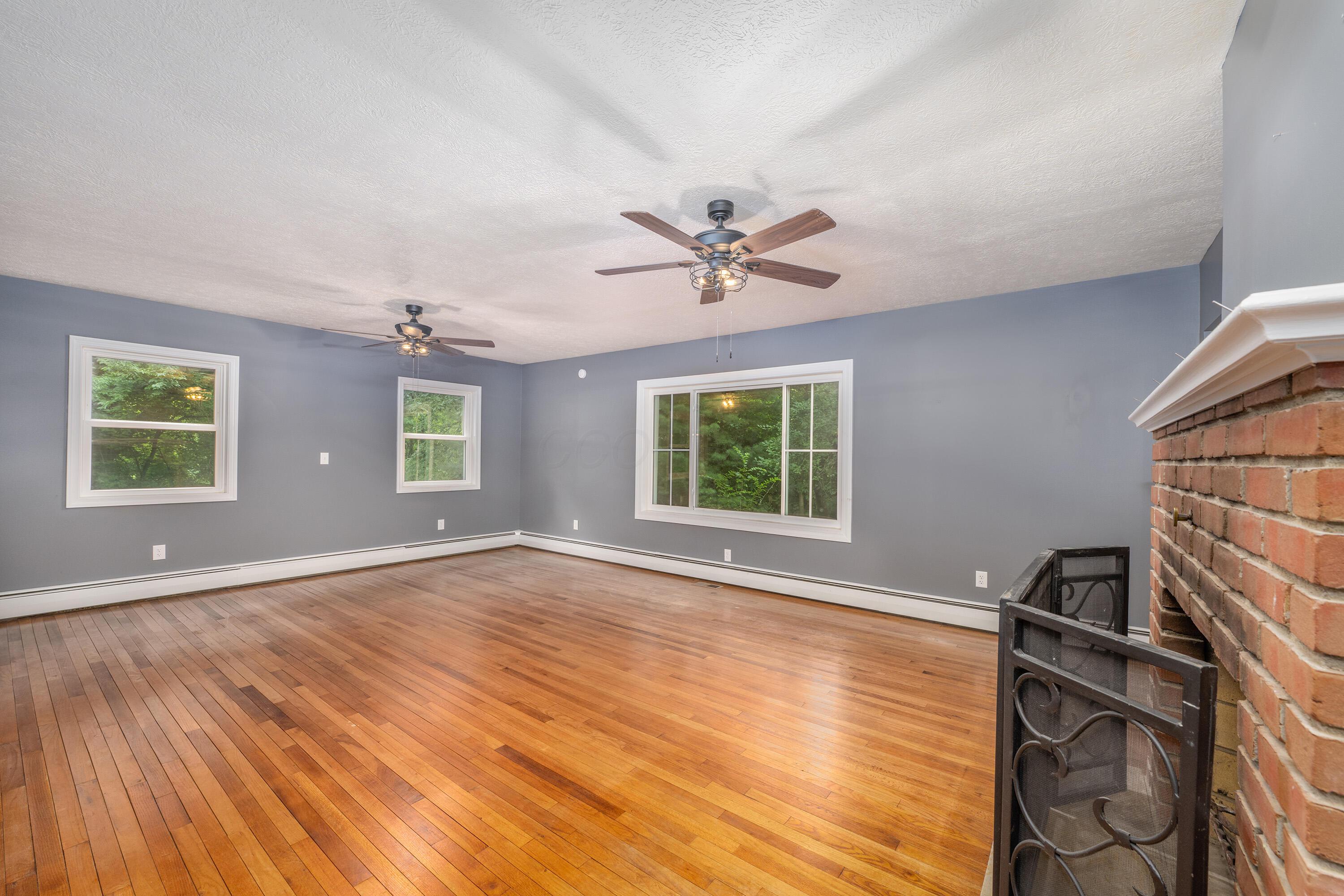 15571 Glen Road Mount Vernon, OH 43050 - Photo 7 of 43 15571Glen_09