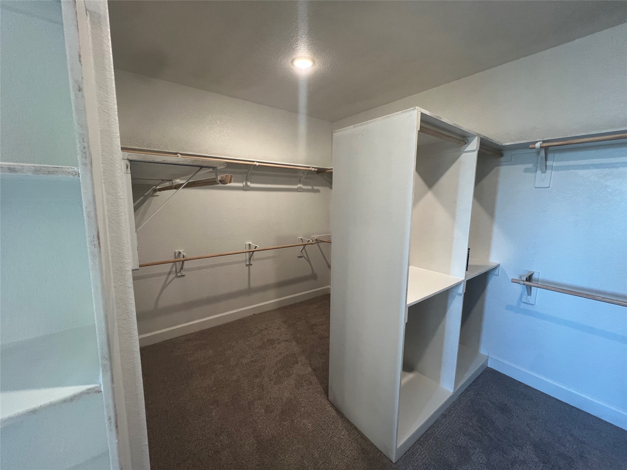 136 Peninsula Point Drive Montgomery, TX 77356 - Photo 10 of 36 a view of walk in closet