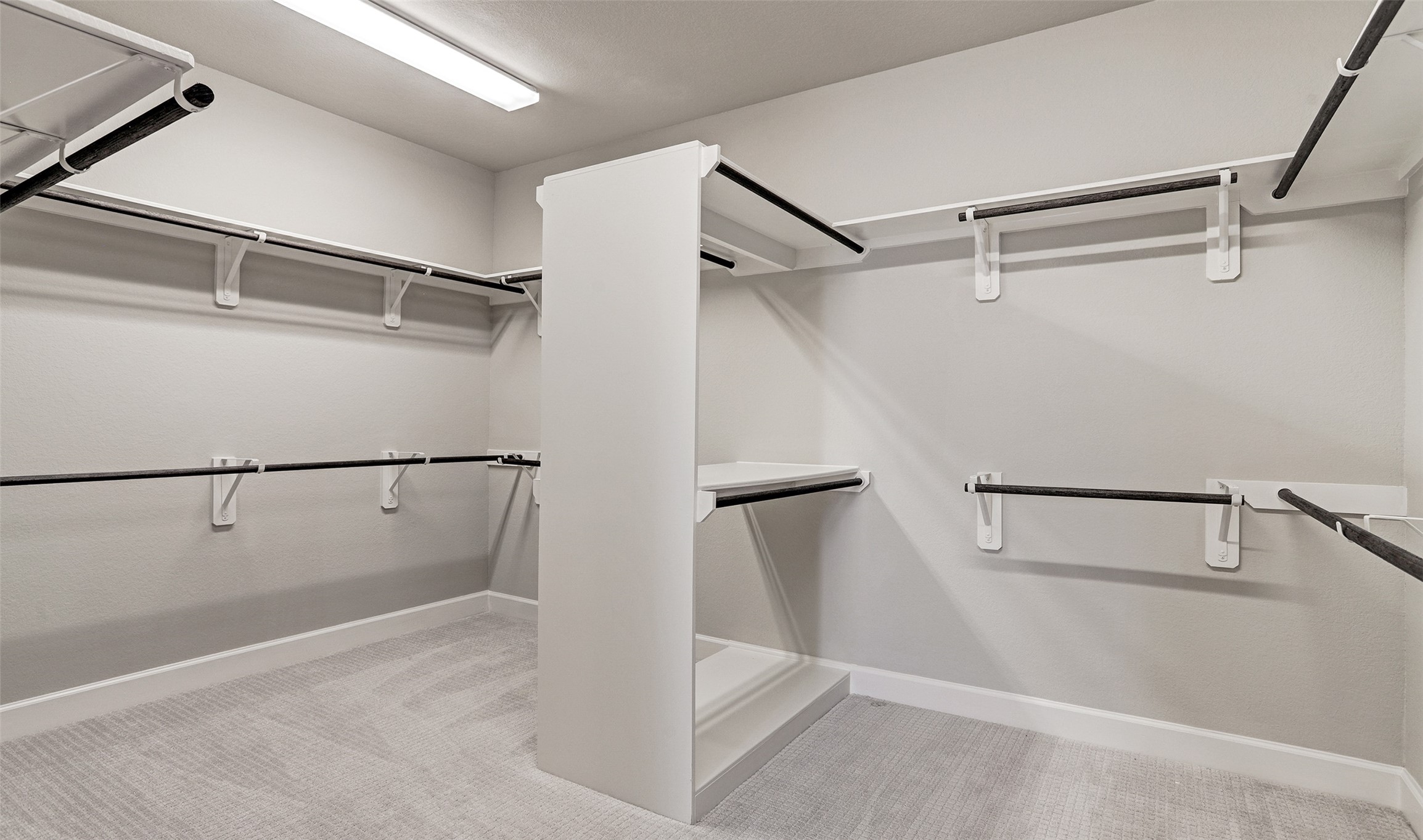 136 Peninsula Point Drive Montgomery, TX 77356 - Photo 26 of 36 a view of walk in closet