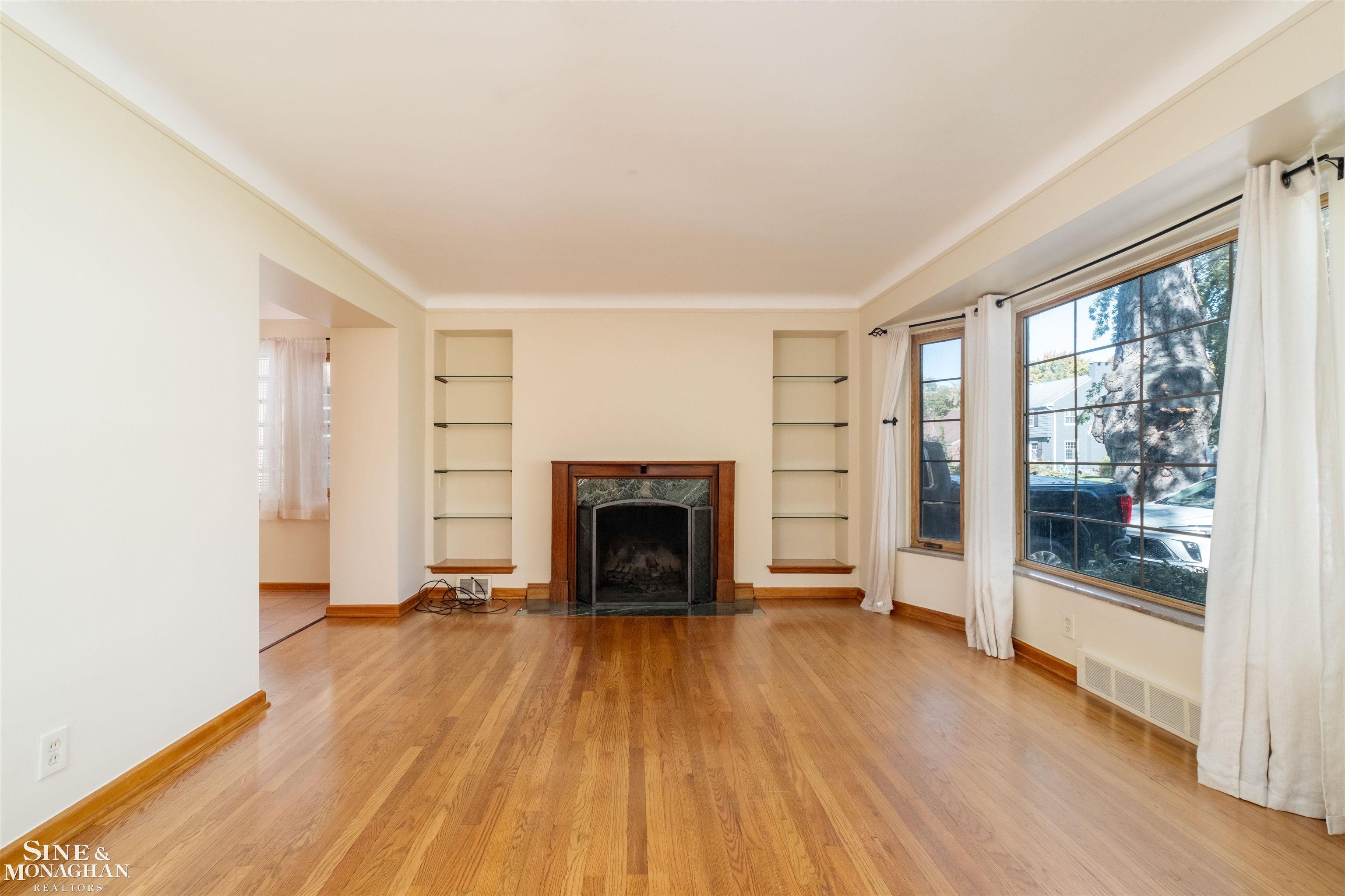 201 McMillan Road Grosse Pointe Farms, MI 48236 - Photo 4 of 41