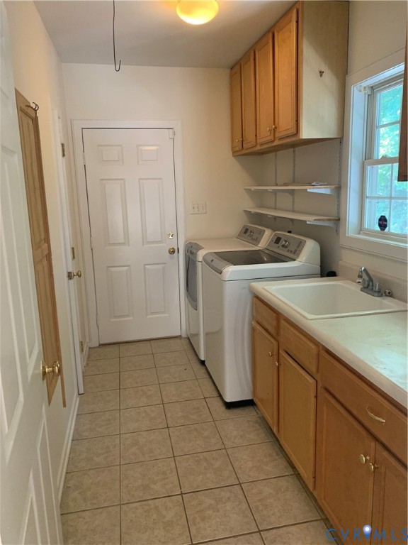 2907 Sweetspire Ridge Midlothian, VA 23113 - Photo 17 of 19 spacious utility room adjacent kitchen, with wall