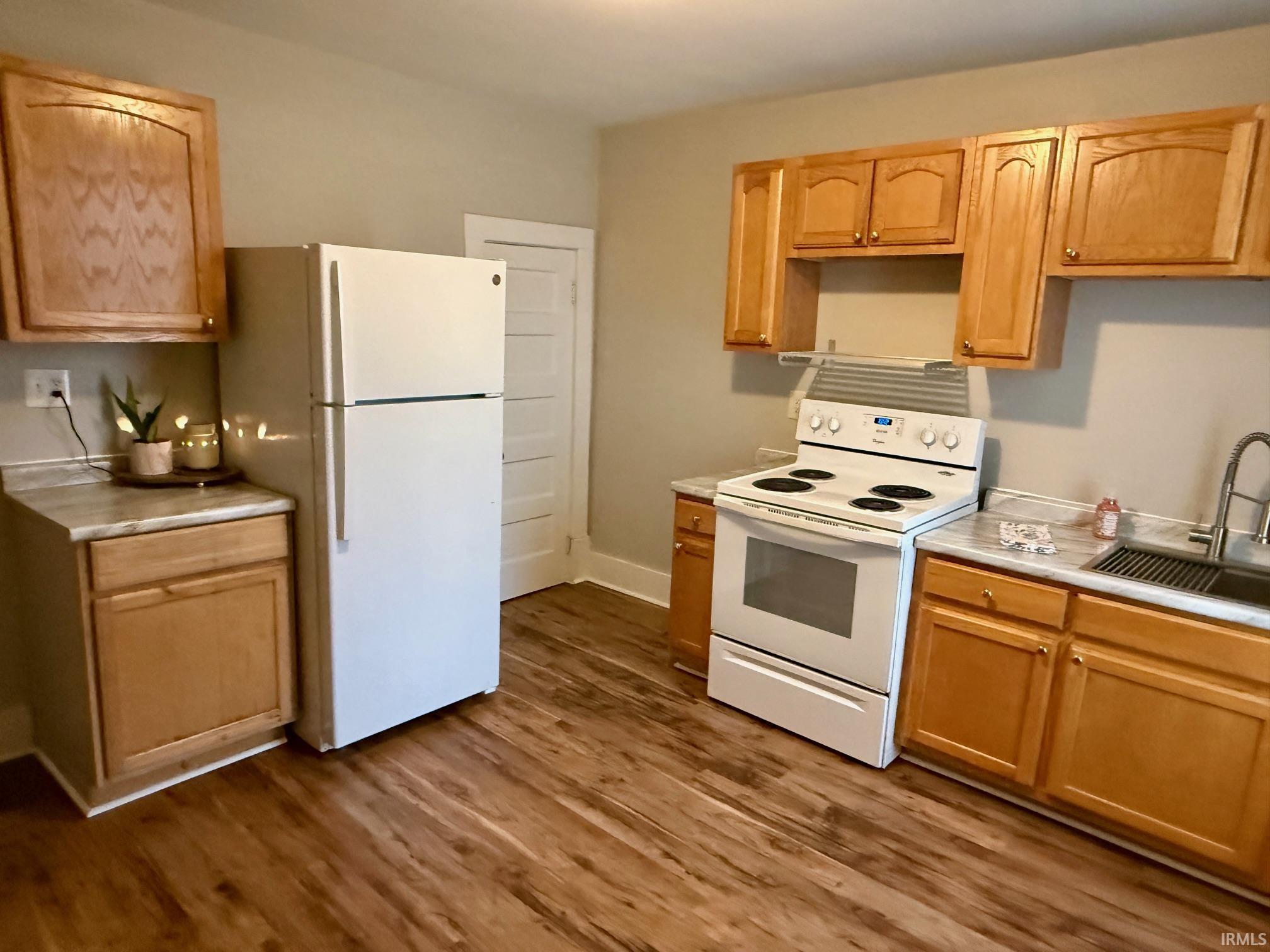 629-631 Madison Street Rochester, IN 46975 - Photo 2 of 27