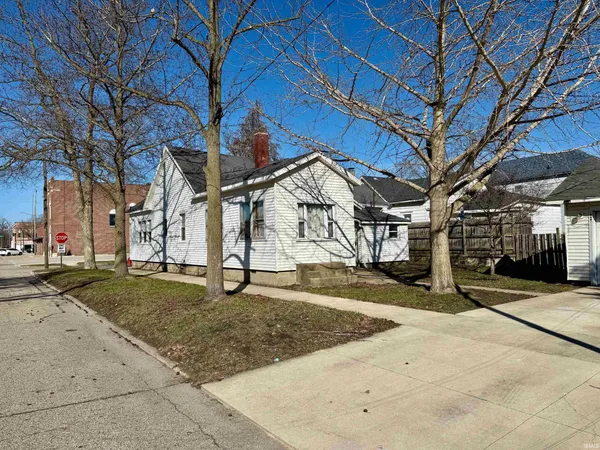 $199,900 | 629-631 Madison Street, Rochester, IN 46975