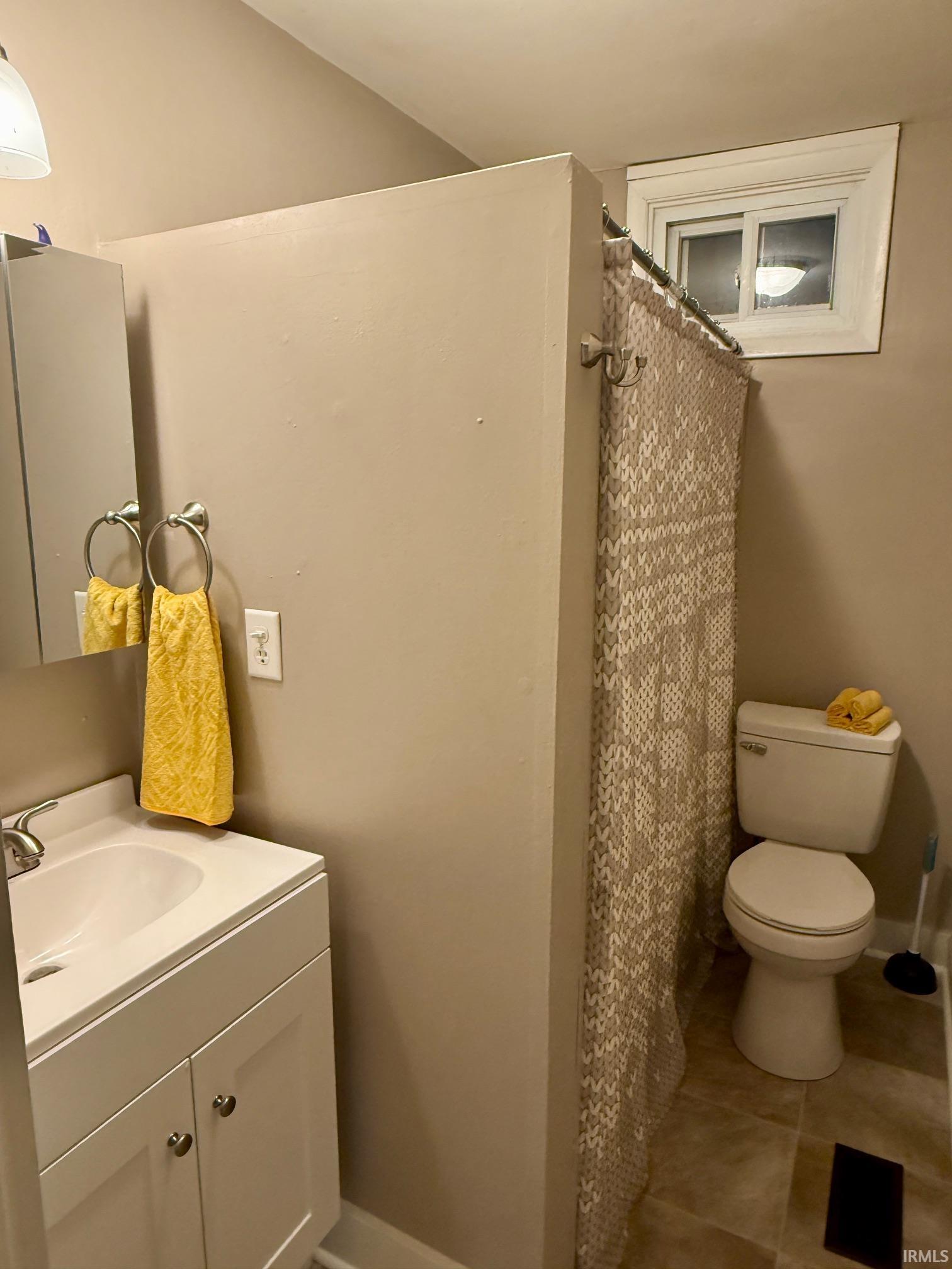 629-631 Madison Street Rochester, IN 46975 - Photo 4 of 27