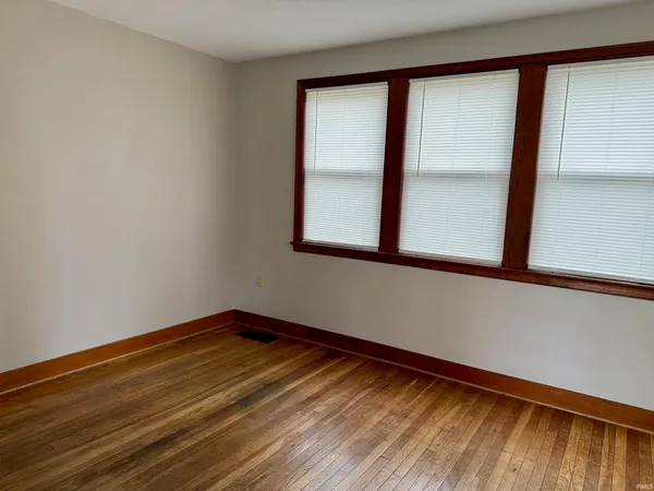 $199,900 | 629-631 Madison Street, Rochester, IN 46975