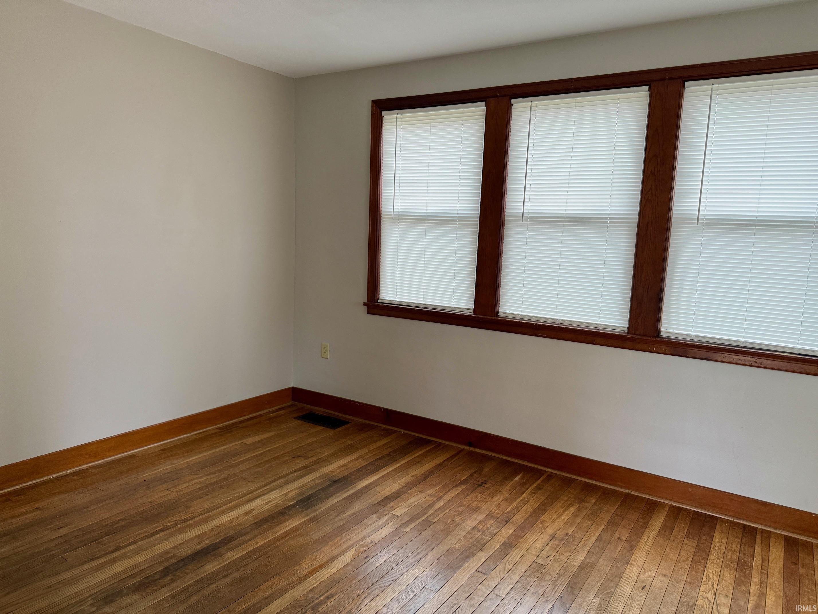 629-631 Madison Street Rochester, IN 46975 - Photo 10 of 27