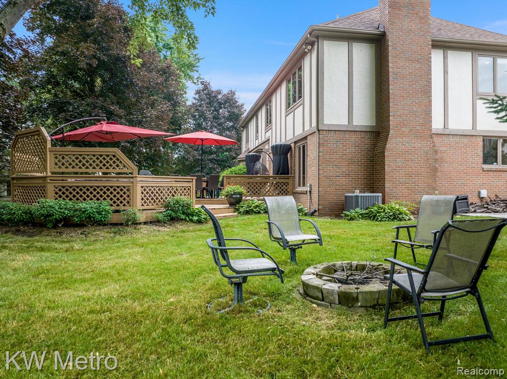 1372 Sherborn Court Rochester Hills, MI 48306 - Photo 39 of 48