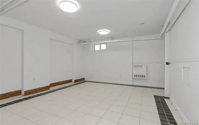 $4,600 | 11 Floyd Place, Unit A, Great Neck, NY 11024