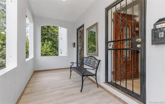 $4,600 | 11 Floyd Place, Unit A, Great Neck, NY 11024