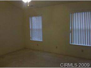 933 East Center Road Kokomo, IN 46902 - Photo 6 of 12