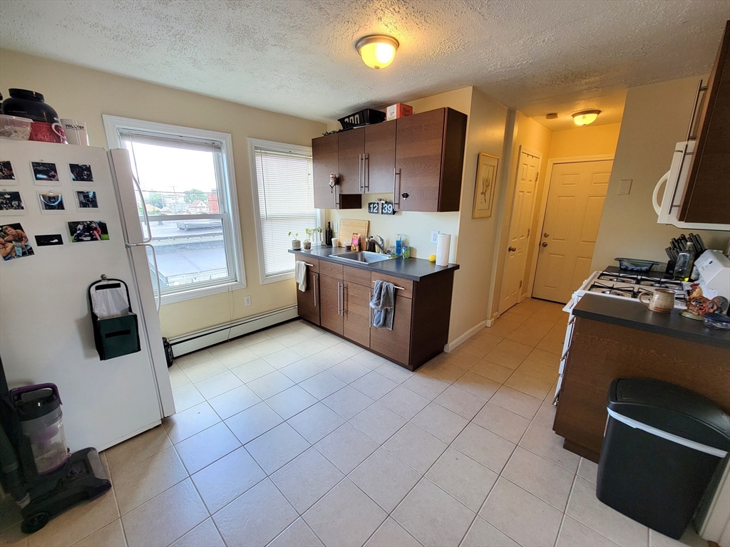 1096 North Shore Road, Unit 2 Revere, MA 02151 - Photo 4 of 7