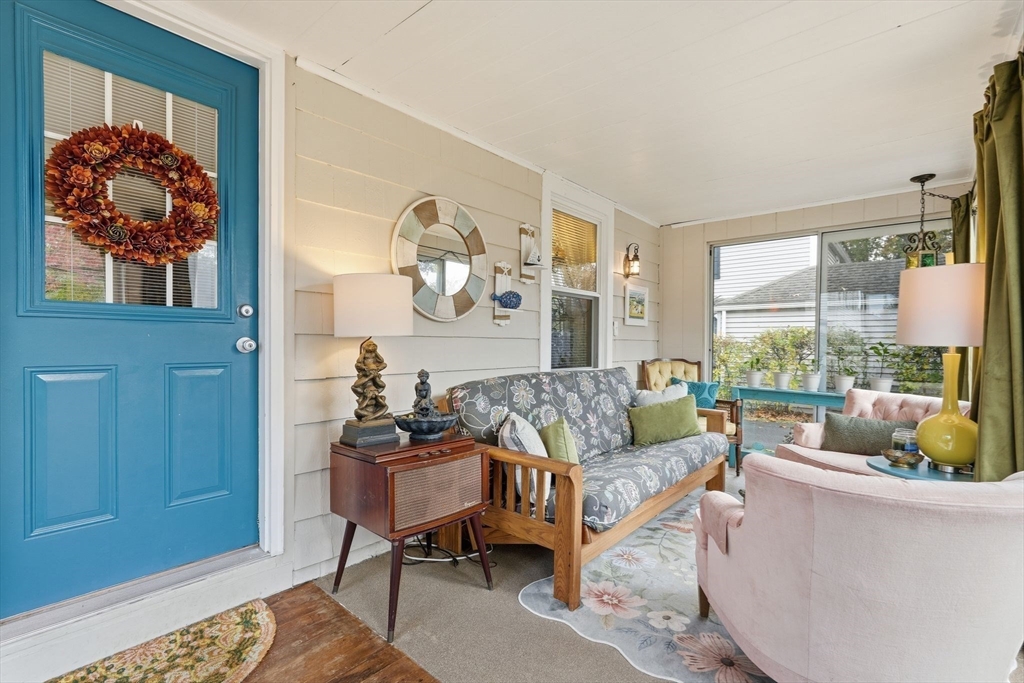 32 Pennsylvania Avenue Springfield, MA 01118 - Photo 28 of 41 a living room with furniture and a window