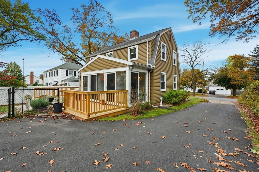 32 Pennsylvania Avenue Springfield, MA 01118 - Photo 34 of 41 a view of a house with a yard