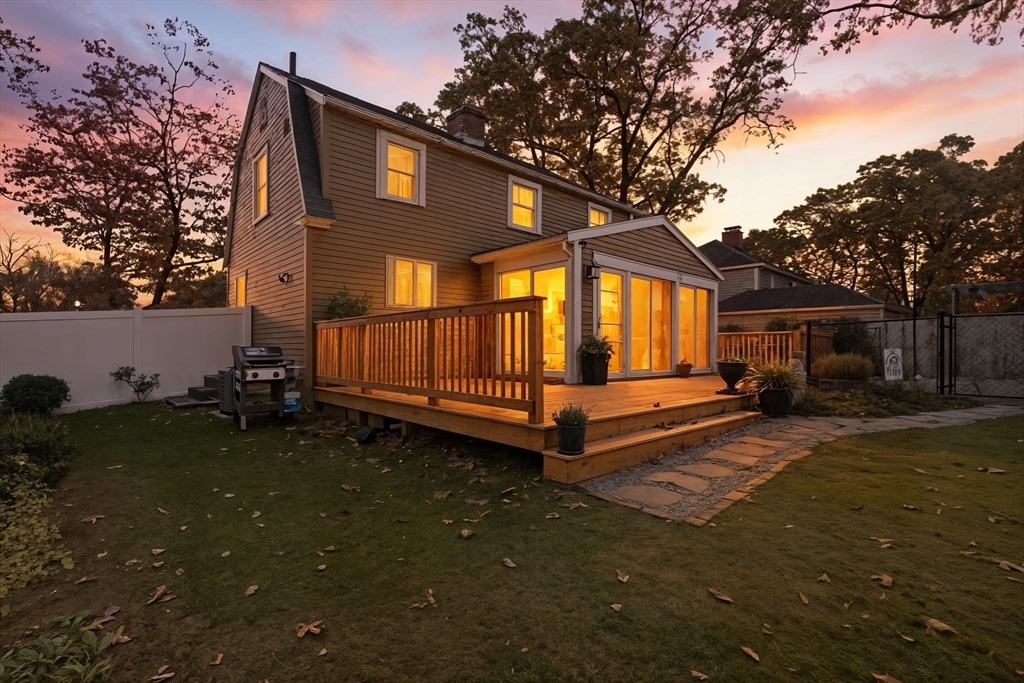32 Pennsylvania Avenue Springfield, MA 01118 - Photo 37 of 41 a view of a house with a yard