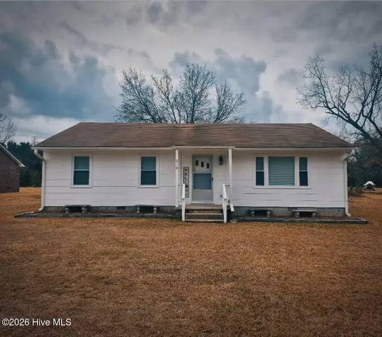 $1,450 | 210 Briarneck Road, Jacksonville, NC 28540