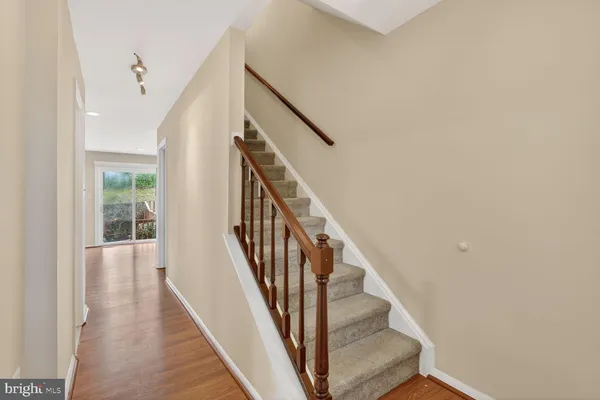 $2,950 | 6427 Old Scotts Court, Springfield, VA 22152