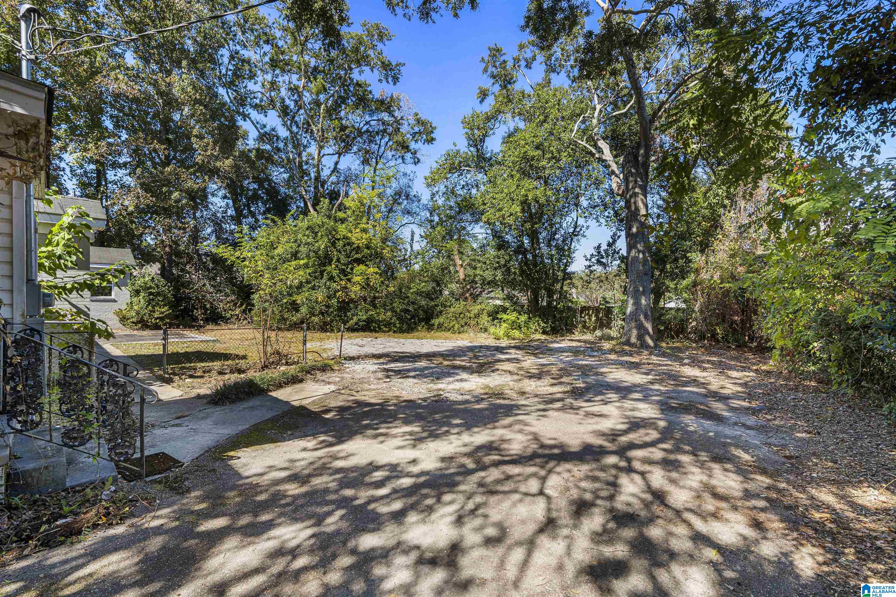 2100 Spring Hill Avenue Mobile, AL 36607 - Photo 4 of 40