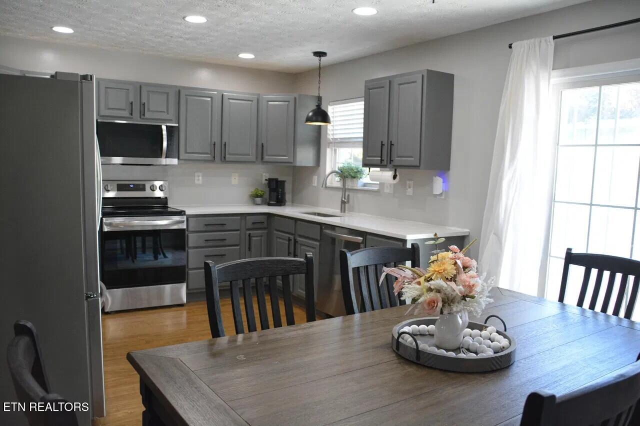 427 Eledge Farm Road Sevierville, TN 37876 - Photo 8 of 25 8