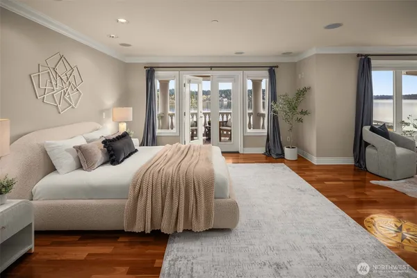 $5,488,640 | 17765 Beach Drive Northeast, Lake Forest Park, WA 98155