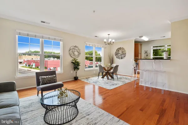 $3,400 | 11800 Old Georgetown Road, Unit 1305, North Bethesda, MD 20852