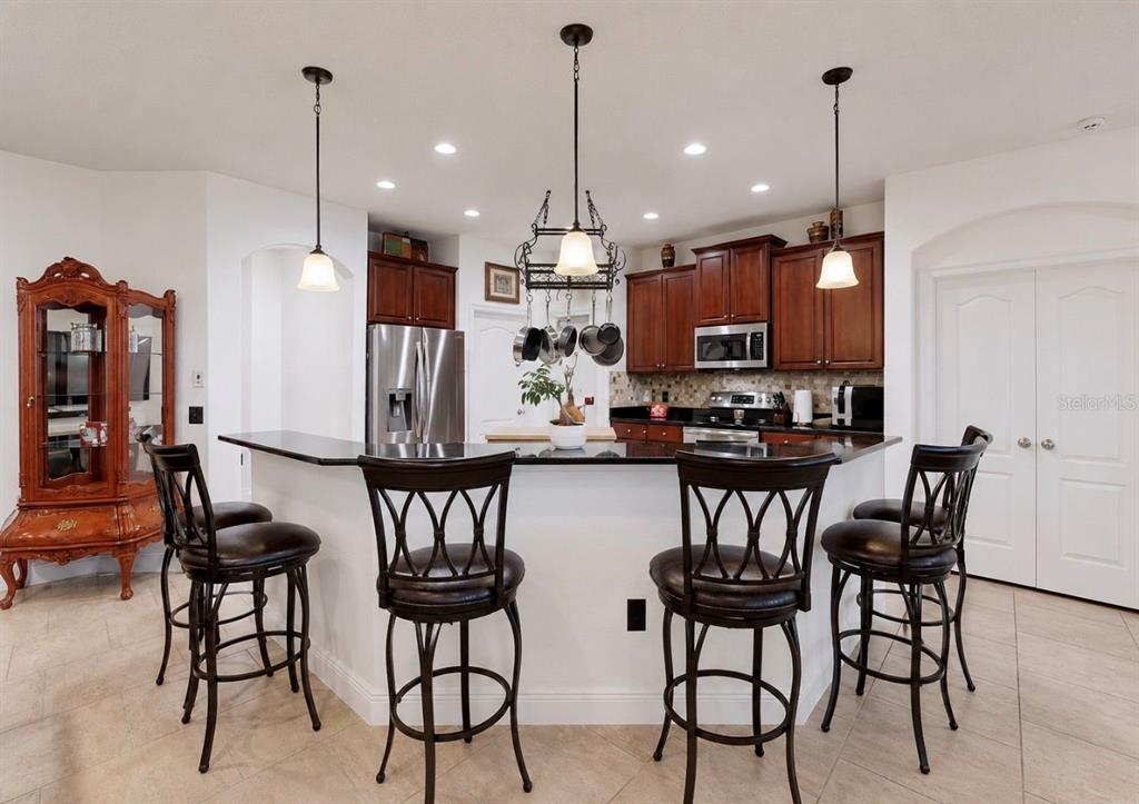 5335 Sandy Shell Drive Apollo Beach, FL 33572 - Photo 10 of 49 Gallery Image 10
