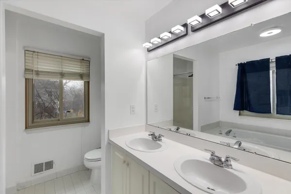 $480,000 | 24403 Elmhurst Avenue, Farmington Hills, MI 48336