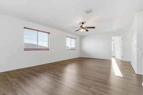 $2,400 | 4119 South 186th Avenue, Goodyear, AZ 85338