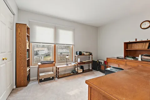 $450,000 | 1200 Deep Woods Drive, Elgin, IL 60120