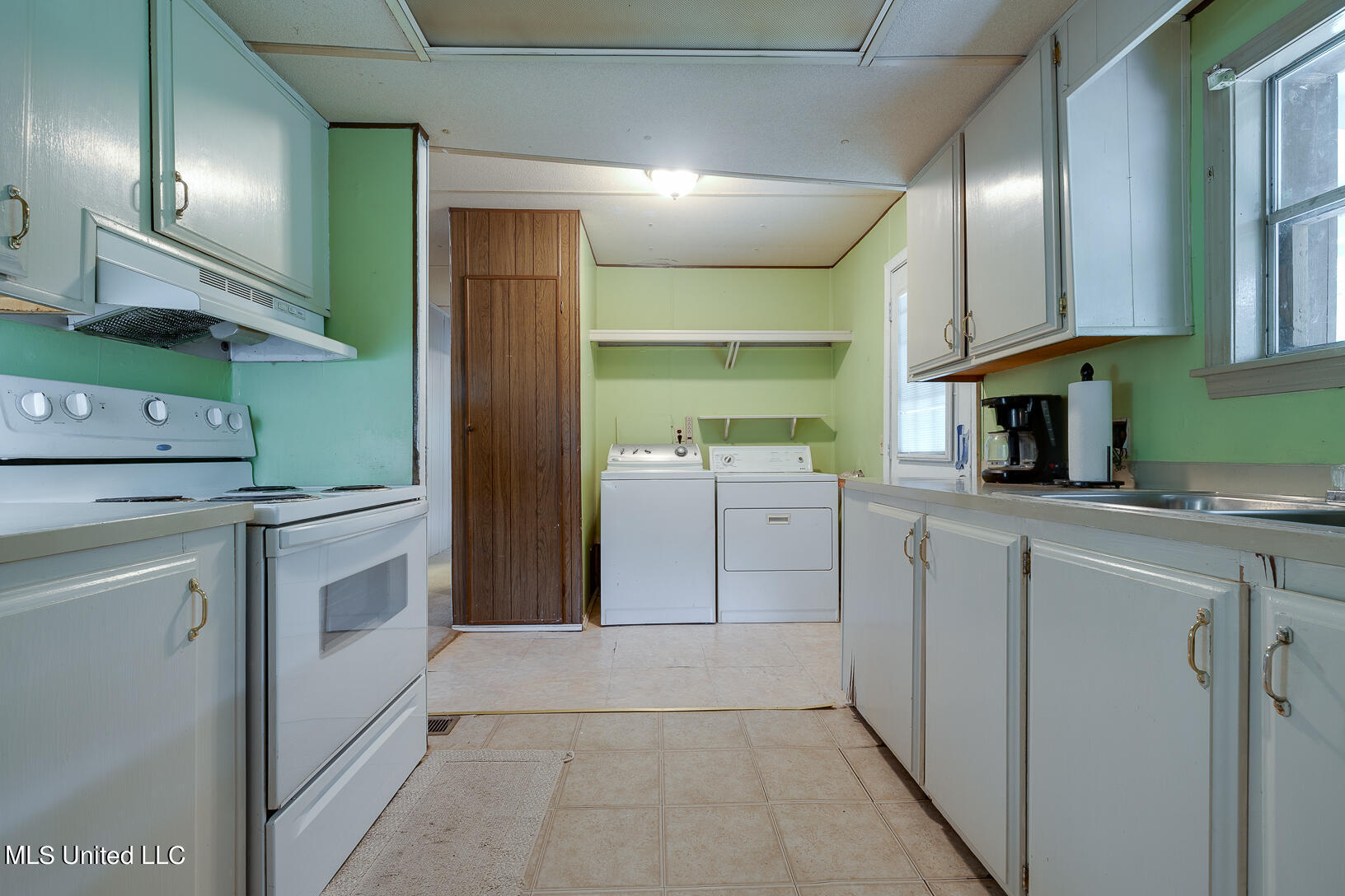 313 Bell Road Byhalia, MS 38611 - Photo 9 of 16 313 Bell Rd-19