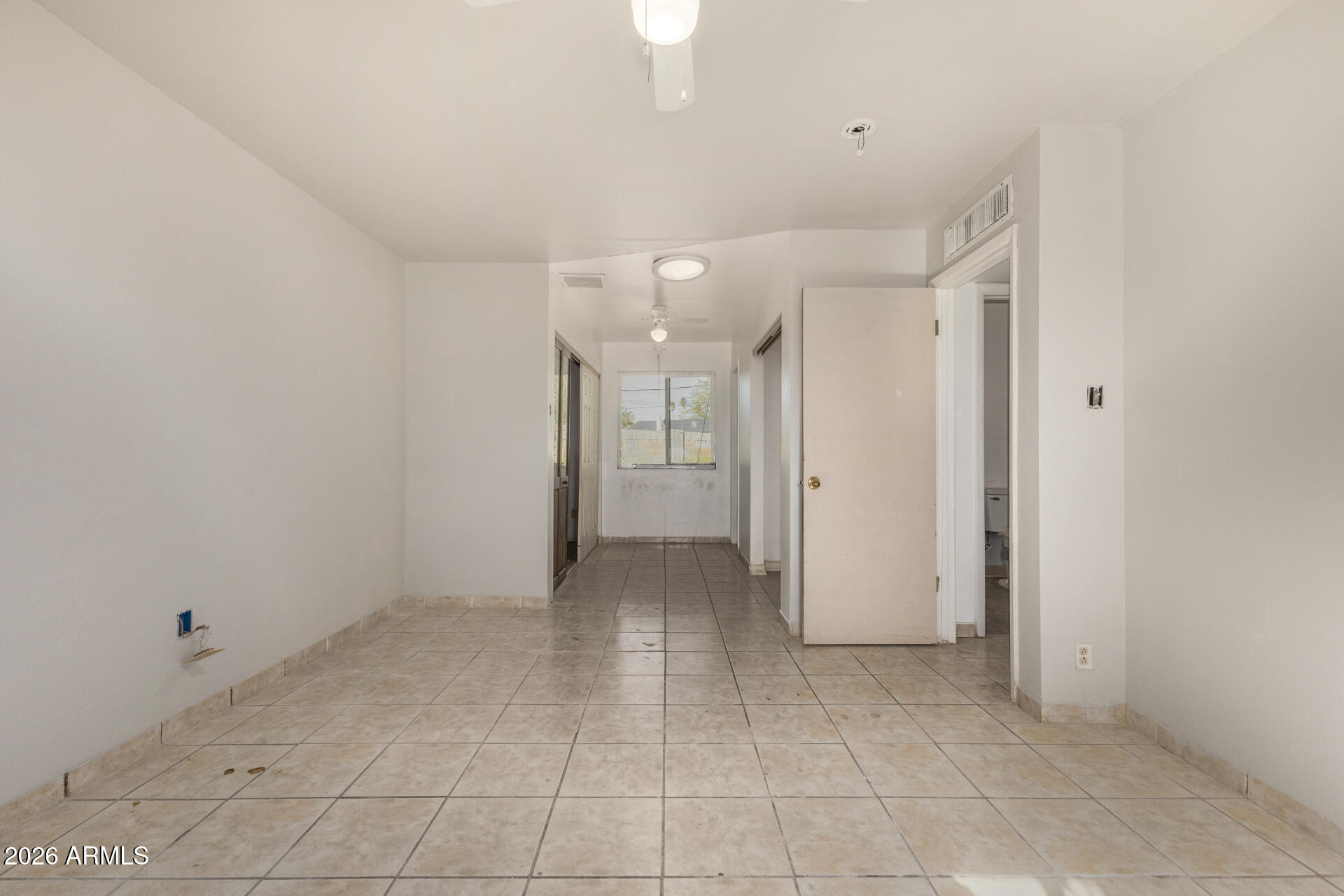 463 South Daley Mesa, AZ 85204 - Photo 9 of 28 a view of an empty room