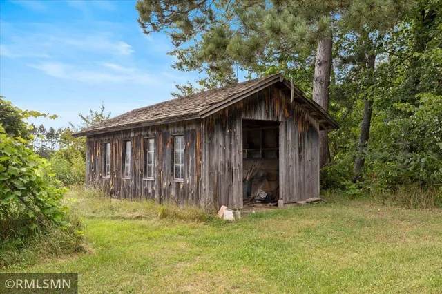 $775,000 | 29224 Hawks Nest Lane, Hinckley, MN 55037