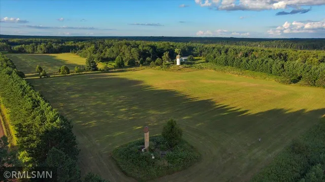 $775,000 | 29224 Hawks Nest Lane, Hinckley, MN 55037